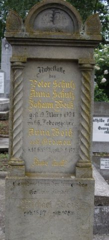 Weiss Johann 1858-1924 Gromen Anna 1862-1938 Grabstein